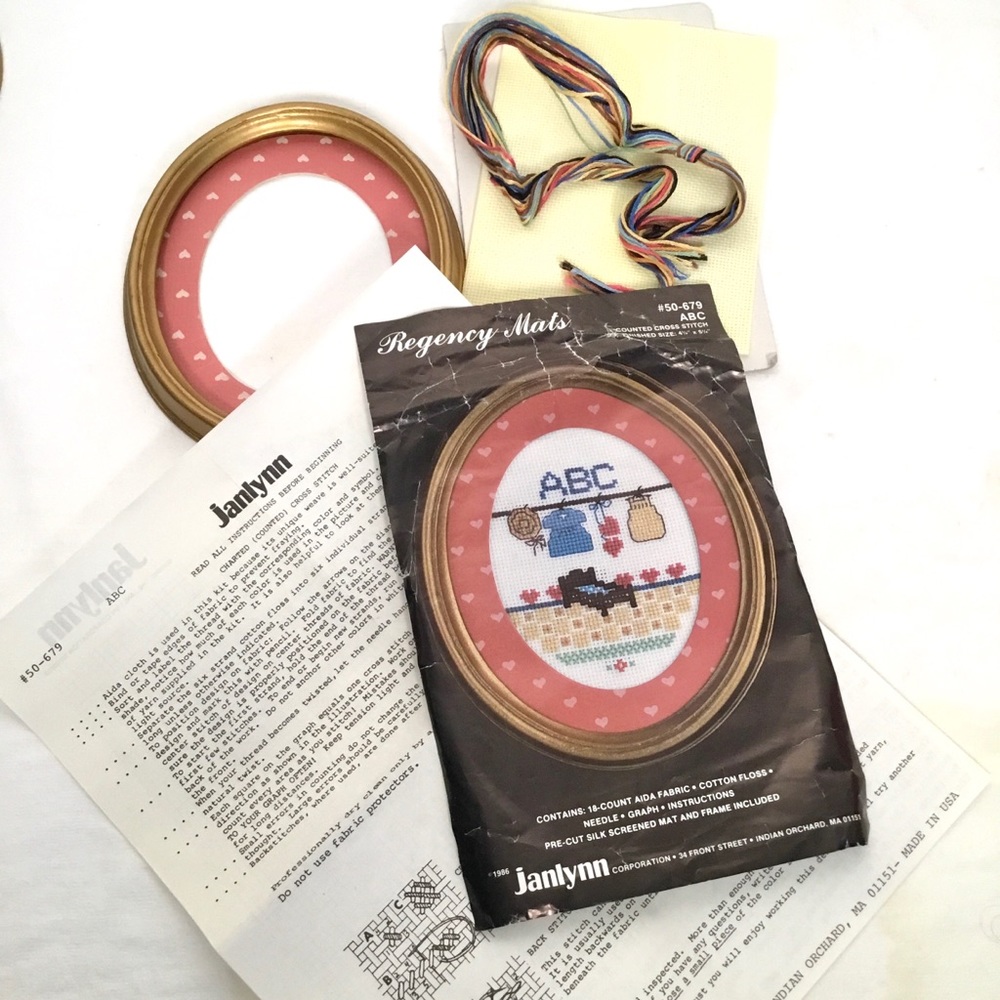 Vintage 1986 Janlynn Regency Open Package Needlepoint Kit 4 1/4”x5 1/4” Finish